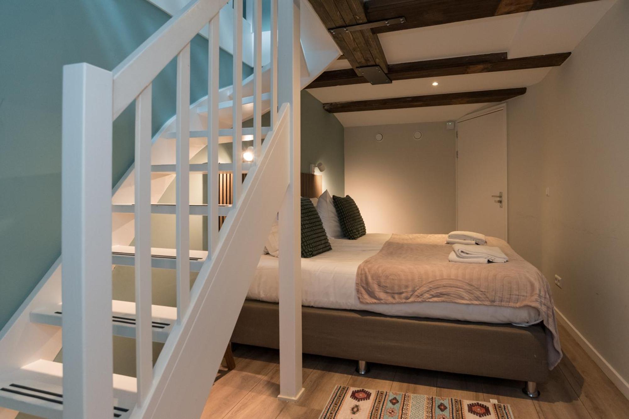 1001 Nights Boutique Lofts Hotel Haarlem Bagian luar foto