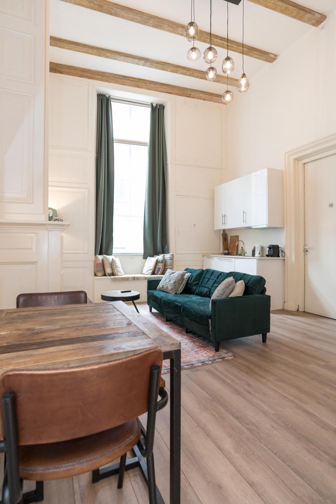 1001 Nights Boutique Lofts Hotel Haarlem Bagian luar foto