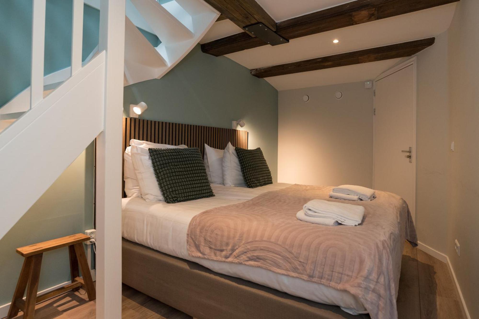 1001 Nights Boutique Lofts Hotel Haarlem Bagian luar foto