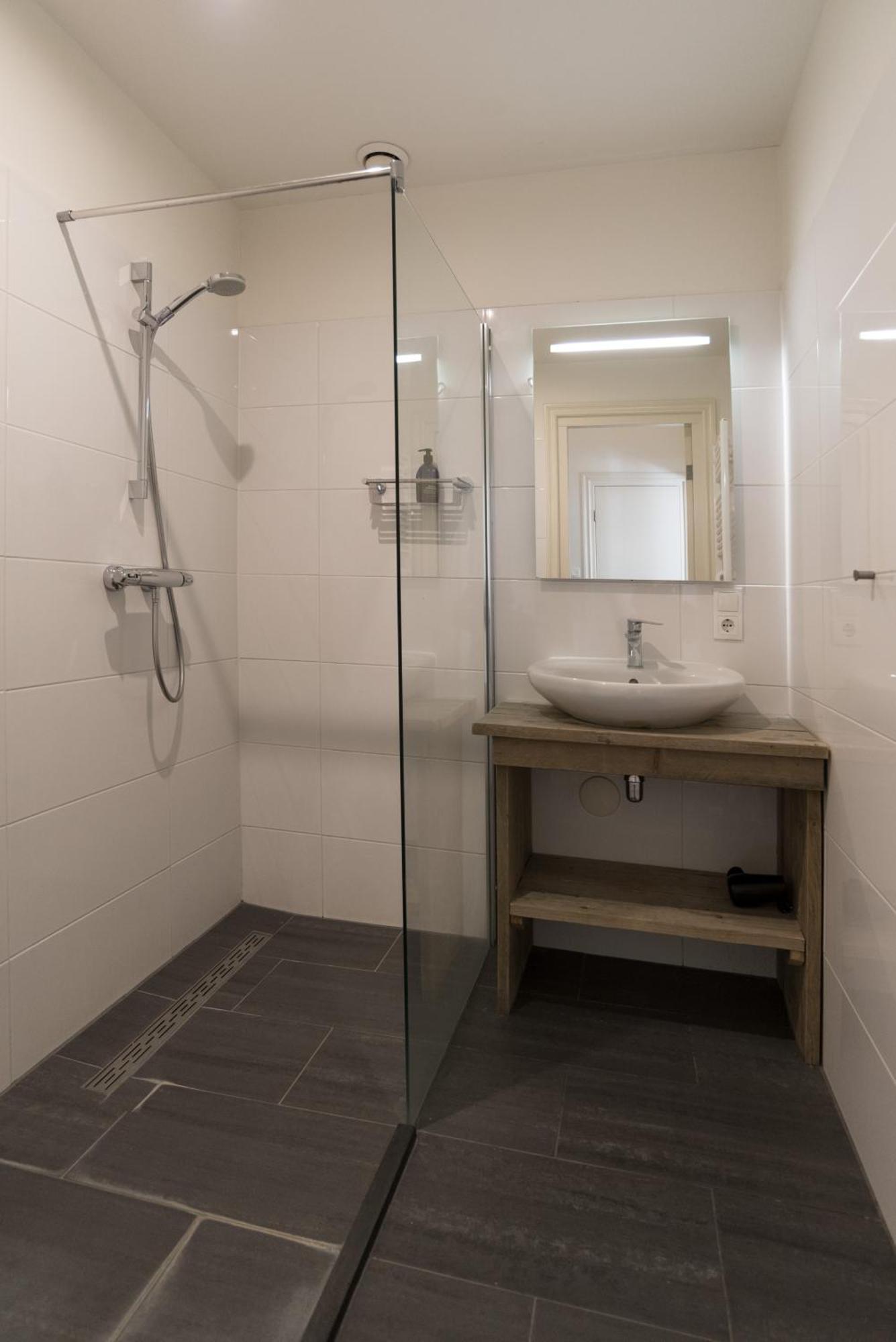 1001 Nights Boutique Lofts Hotel Haarlem Bagian luar foto