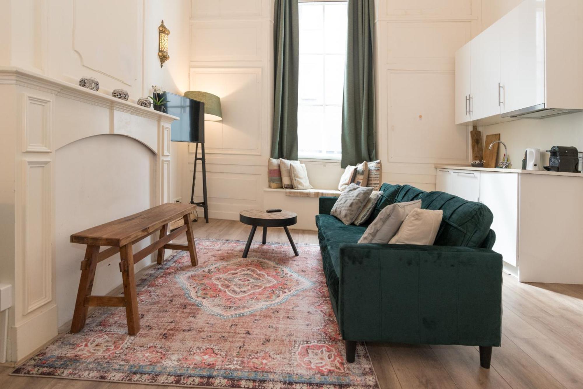 1001 Nights Boutique Lofts Hotel Haarlem Bagian luar foto