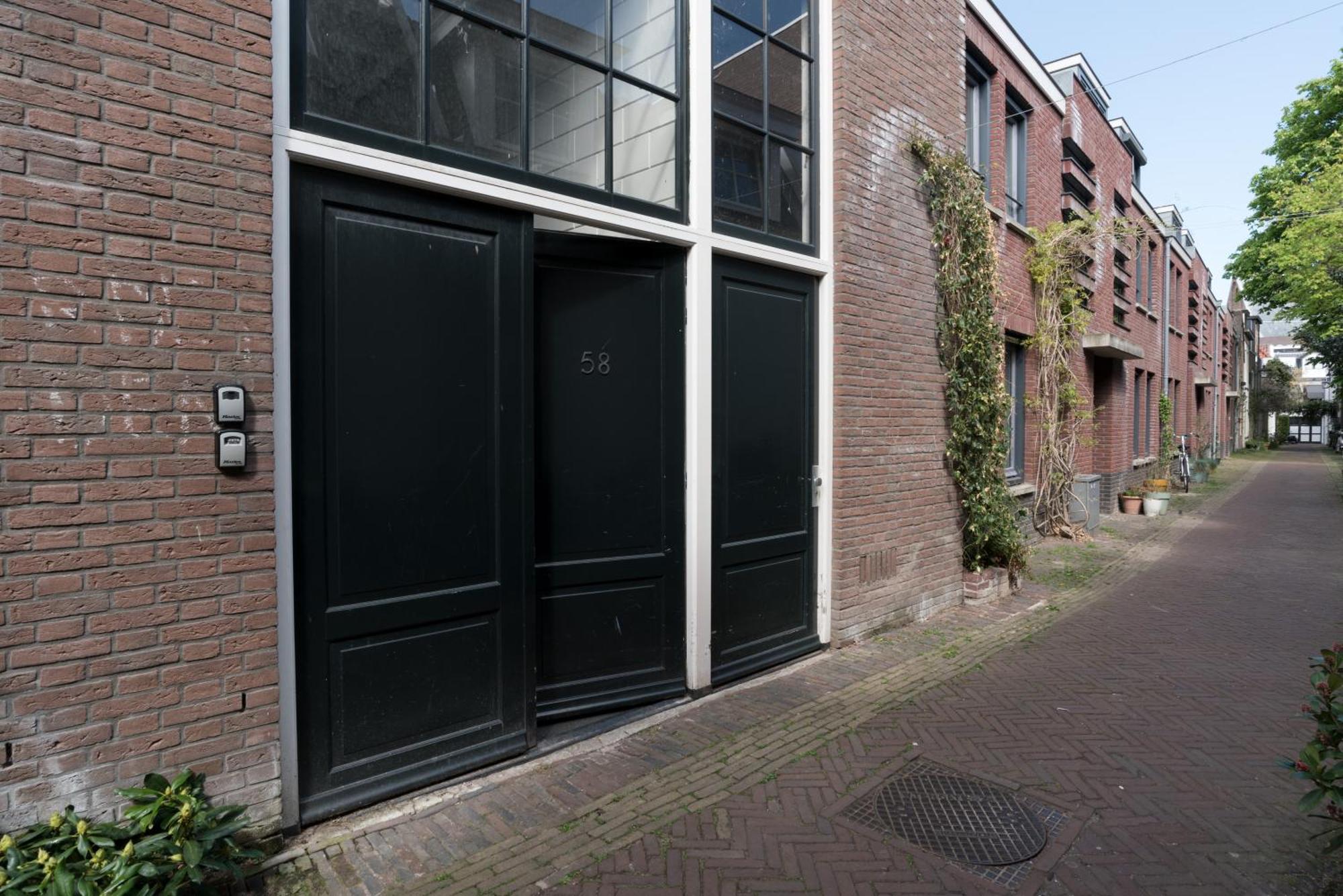 1001 Nights Boutique Lofts Hotel Haarlem Bagian luar foto