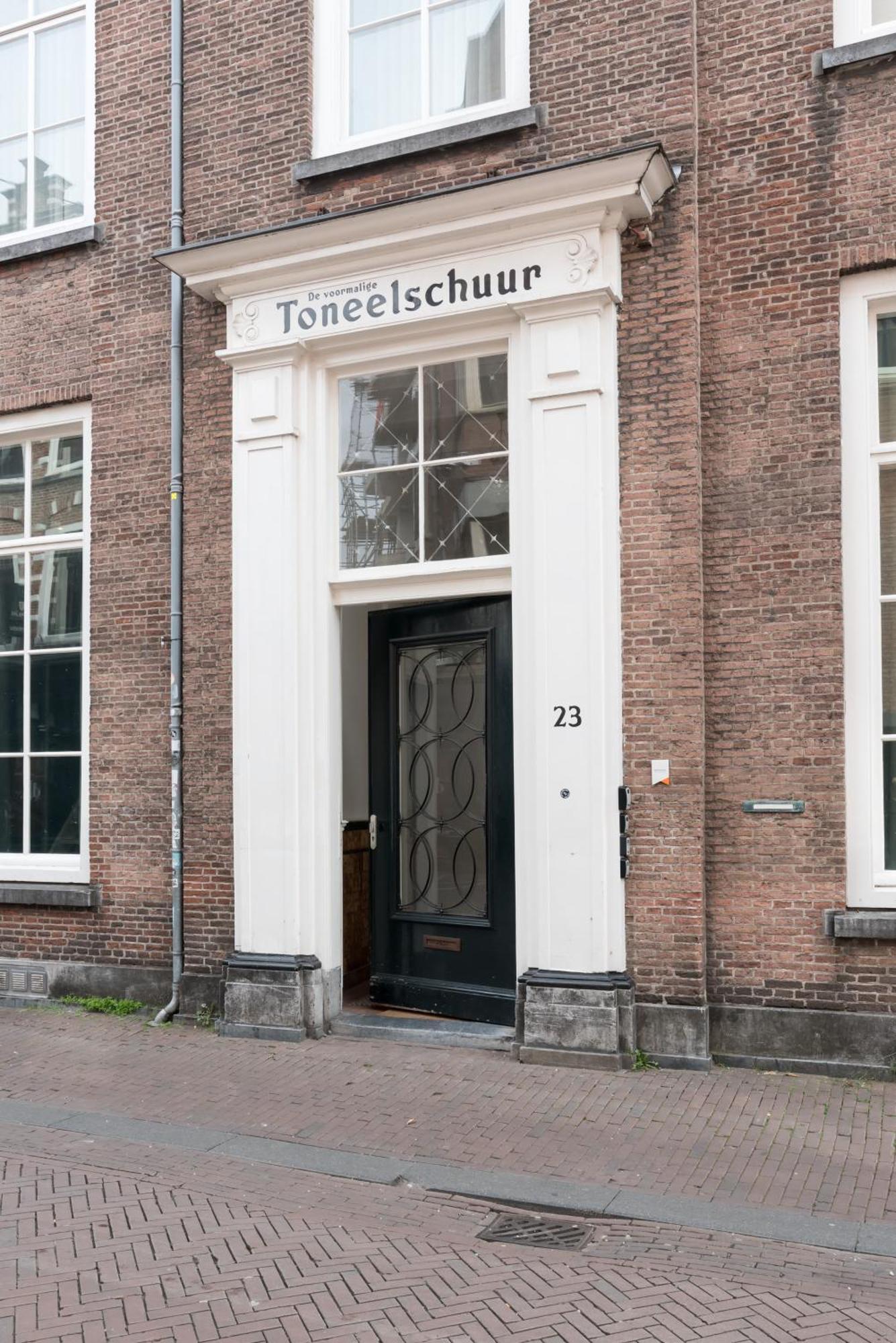 1001 Nights Boutique Lofts Hotel Haarlem Bagian luar foto